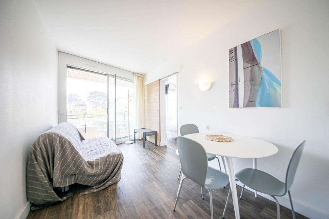 Residence Le Crystal Дінар Екстер'єр фото
